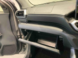 納車前にはプロのメカニックが点検、整備を行いますので安心してお乗り頂けます!!