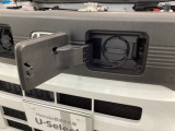 充電口は左右についていて便利です。