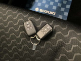 【スマートキー】キーをポケットやカバンに入れたままでもドアの施錠・開錠ができ、雨の日や荷物の多い日に大活躍!