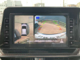 アラウンドビューモニターです☆車の前後左右にカメラがついており駐車時には上から車を見たような画面が見れますので、4方向の状況を確認することができる便利な機能です☆