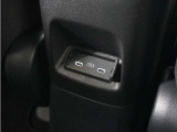 ◆USBチャージャー◆使いやすい場所に装備されています。