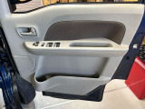 運転席ドア内張です!!