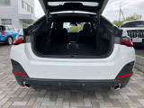 トランクも広い!後席の背もたれを倒すと更に広大なスペースが!
