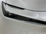 明るく省電力なLEDヘッドライト、印象的なデザインが輝きを放ちます。
