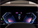 【メーターパネル(ナビパッケージ)】BMWライブコックピット10.25インチコントロールディスプレイはフルデジタルですメーターの中央にマップ表示も可能となります。視線の移動が少なくなり運転に集中する事が可能です