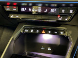 ●スイッチ類・ダイヤル類など細部までこだわりを感じ取れるインテリアです。Audiでは触感開発チームがございます。クリック感は操作する喜びを感じていただけます。
