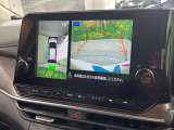 【アラウンドビューモニター】専用のカメラにより、上から見下ろしたような視点で360度クルマの周囲を確認することができます☆死角部分も確認しやすく、狭い場所での切り返しや駐車もスムーズに行えます。