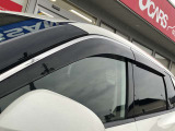 プラスチックバイザー装着済み!雨天時の換気もしやすいですね!