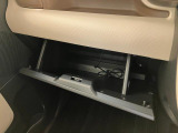 お客様にぴったりなおクルマをお選びいただけますように様々な展示車をご用意致しております!ダイハツの軽自動車だけではなく、他メーカー車やコンパクトカー・ミニバンなども数多く取り揃えております!
