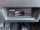 ETCが装備されており高速道路での料金支払いも楽々です。
