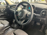 このお車はMINI NET浦和美園に展示中です!総在庫900台を当店でご案内可能です!ご来場、お問い合わせをスタッフ一同お待ちしております。