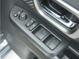 ◆パワーウィンドウスイッチ◆運転席から全席の窓の開閉操作を行うことが出来いつでも換気ができます!