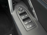 BMW専門のメカニックが、100項目にも上るポイントを徹底的にチェック。交換基準に達した部品があれば、弊社負担にて交換後、お客様へご納車致します。