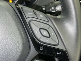 各操作スイッチなどもハンドルから手を放すことなく操作可能で安全運転に支援いたします!