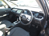 機能的な運転席は運転の妨げにならずストレスを感じさせません。