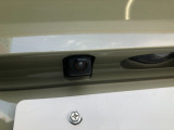 【バックカメラ】駐車時に安心のバックカメラが装備されています!