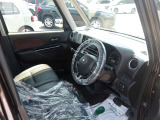 お車は一生の内にそう何度も買いなおされるものではありません。なので後悔の無いお車選びとカーライフ私たちケイスマイルにサポートさせて下さい!