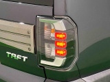 視認性と個性を演出するリヤコンビネーションランプ(LEDストップランプ)
