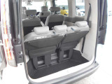 乗車人数や荷物の量、車内の過ごし方に合わせて、シートのレイアウトを変更できます♪