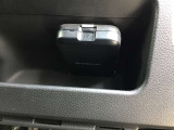 今話題のドライブレコーダーも付いています。
