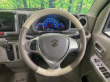 【純正革巻きステアリング】上質な革を使用することで、手にしっかり馴染みとても運転しやすいハンドルです♪