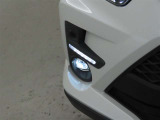 LEDフロントフォグランプを装備しております。
