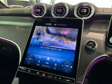 バックカメラにより駐車時の後方確認も楽にできます。