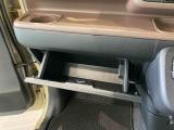 納車前にはプロのメカニックが点検、整備を行いますので安心してお乗り頂けます!!