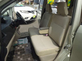 とてもキレイな1台です!もちろん納車前には外装コーティングや内装クリーニング、除菌&消臭を施工いたしますのでご安心してお乗り頂けます!