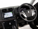 使いやすさや安全性を追求したステアリング周り!高級車ゆえにスイッチ類が多いのも特徴ですね!考え尽くされた配置ですぐに使いこなす事が出来ますのでご安心下さい!是非、体感してみて下さい!!
