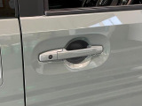 品質には自信があります!ハッピーの品質・キレイなお車をお届けさせていただきたい!そんな気持ちでキレイに仕上げております。フロアマットなどの清掃はもちろん、シート下なども徹底的に清掃しております。