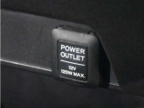 ◆12V電源ソケット◆スマートフォンの充電等にも便利な電源ソケット!使いやすい場所に装備されています。