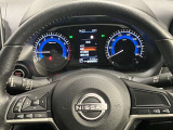 【メーター】メーター内のカラーディスプレイには運転をサポートするさまざまな情報を表示!