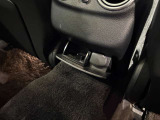 全国へのご納車を承っておりますので遠隔地のお客様にもご安心いただけます。(費用に関しましては、別途お見積りさせていただきます。)勿論、日本全国の正規ディーラーにて保証が受けられます。