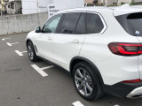 車両の詳細、ご質問につきましては、営業スタッフまでお気軽にご連絡下さいませ。遠方のお客様には実車の詳細動画送信も承ります。お問合せをお待ち致しております。