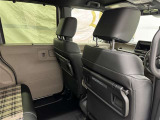 運転席後ろ側です。