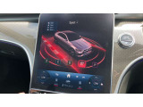 【DYNAMIC SELECT】選んだモードに応じてエンジン、トランスミッション、ステアリング、サスペンションの設定が統合制御されます。