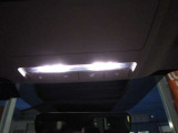 LEDルームライト採用で夜間も明るいです♪サングラスホルダー付 MAZDAコネクテッドサービス登録で事故などの緊急時【SOSボタン】を押すとオペレーターがサポートし安心です♪