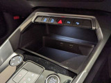 ◆直感的な操作性を追求した運転席まわり◆シンプルに配置された各種ボタンがストレスを軽減◆音声操作対応ナビで、視線を逸らさず目的地検索が可能◆