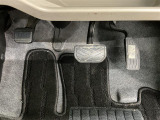 自社指定工場「ハヤブサ車検」も併設しております。納車後も安心してお任せください。
