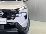 【ハイビームアシスト】先行車または対向車や周囲の明るさなどに応じ、自動的に上向きと下向きを切り替えてくれます!
