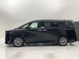 当社の車両本体価格には、納車前の車検整備費用も含まれています。別途で支払う場合、点検費用も安くありません。やっぱりU-Carは総額でも比べる必要がありますね。