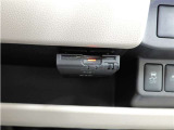 高速道路の料金所をスムーズに通過できるETC車載器♪※別途セットアップ料金を申し受けます。