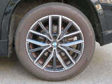 ◆ローンリース等ファイナンス商品、BMW専用自動車保険、BMWカード、コーティング、板金塗装、ドライブレコーダーなど社外品の取扱もございます。お車に関することは全てバルコムにお任せ下さい◆