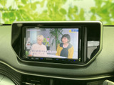 停車時に映像を楽しめるTV機能。お子様連れのご家族でも、移動時間を有効活用できます。