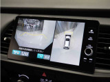 ◆マルチビューカメラシステム◆運転席から見づらい前後左右を、ナビ画面の映像で確認。見通しの悪い交差点や狭い道でのすれ違い、駐車などをサポートします。