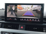 ●アウディ・マルチメディア・インターフェイスは、ナビゲーションやオーディオ機能だけでなく、車両の様々な設定が行える最先端のインターフェイスユニットです。
