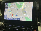 純正ナビを装備。タッチパネル式で使いやすく、お出かけもラクラクです。