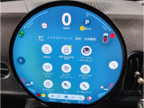 MINIのメーターパネルは円をコンセプトにデザインされております。おしゃれで愛嬌のあるMINI独自のデザインに惹かれる方は数多くいらっしゃいます。