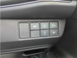 運転席操作部スイッチの画像です。